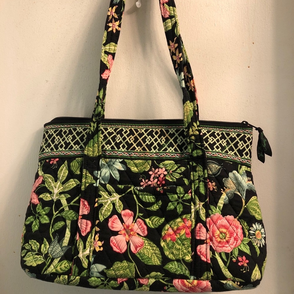Very Bradley Flower Shoulder Bag